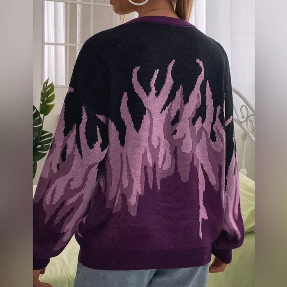 Fire Pattern Drop Shoulder Purple Ombré Flame Oversized Sweater Size Small 4 - Picture 3 of 12